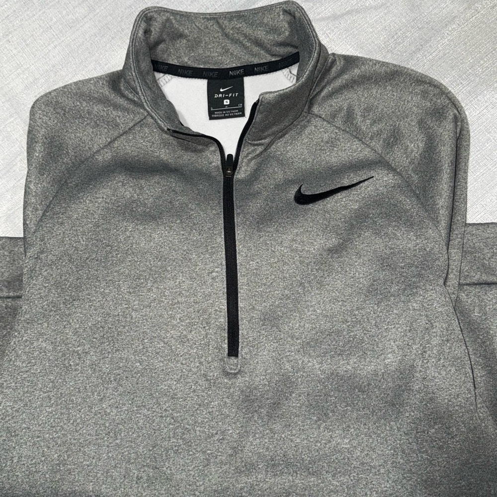 Nike Men's Gray and Black Performance Jacket